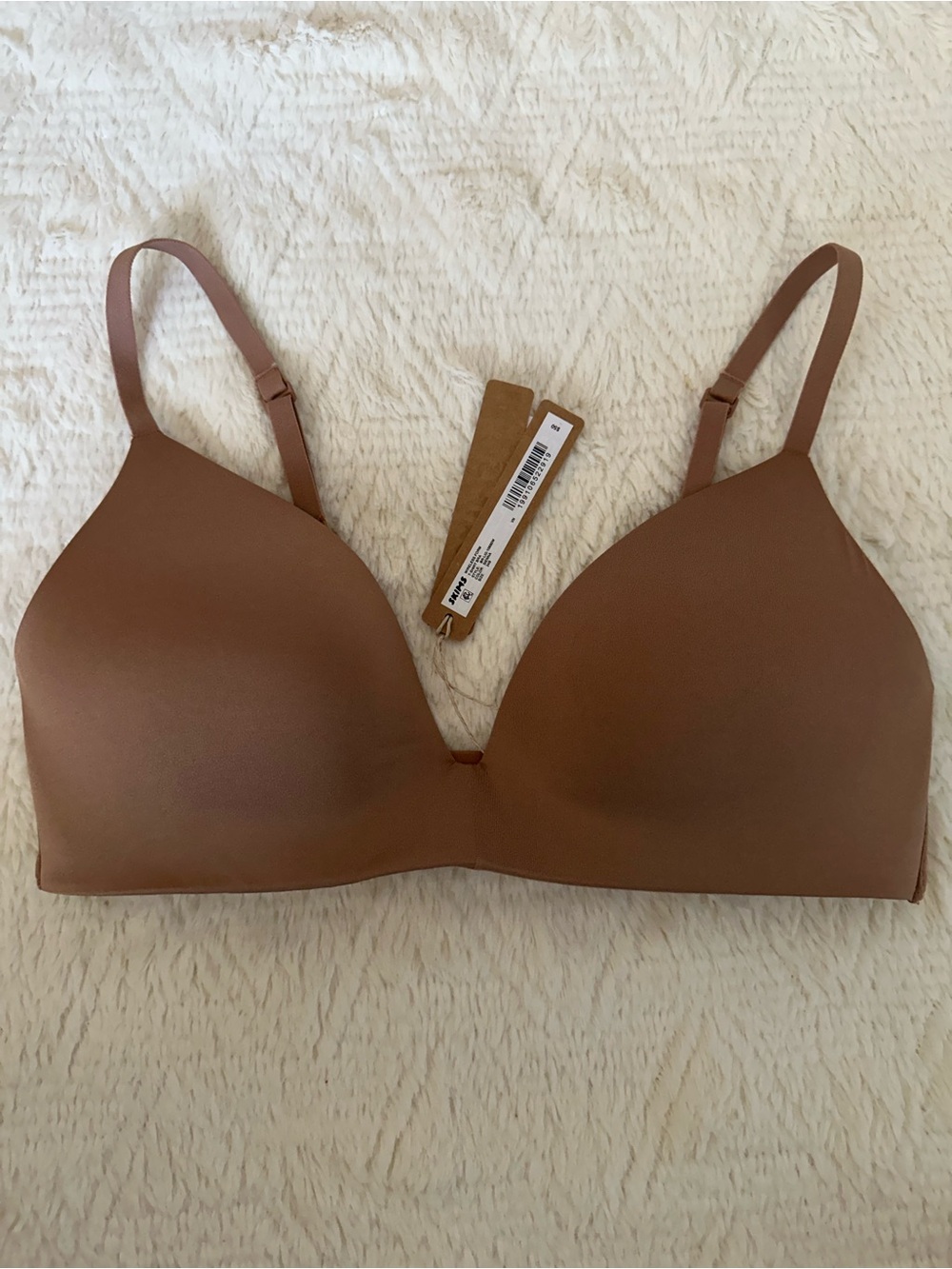 SKIMS Wireless Form T-Shirt Bra NWT
